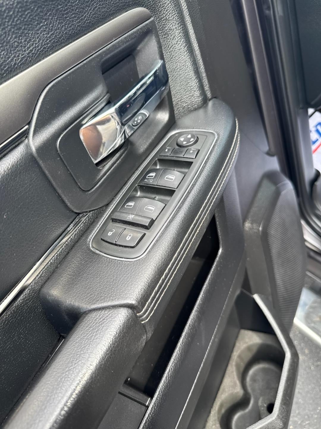 2015 RAM 1500 Sport