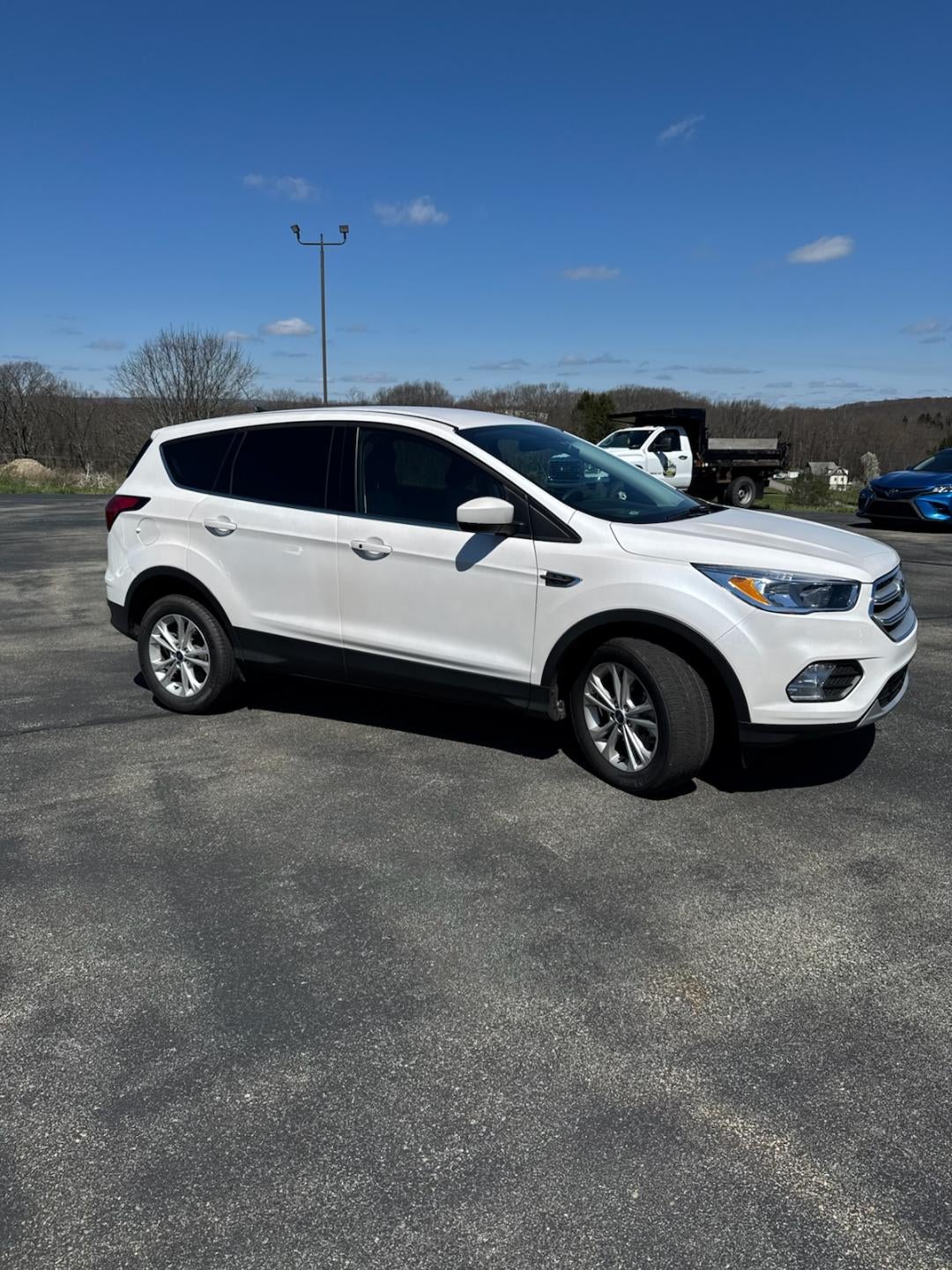 Used 2019 Ford Escape SE with VIN 1FMCU9GD3KUA03366 for sale in Somerset, PA