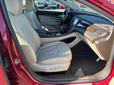 2019 Buick LaCrosse Essence