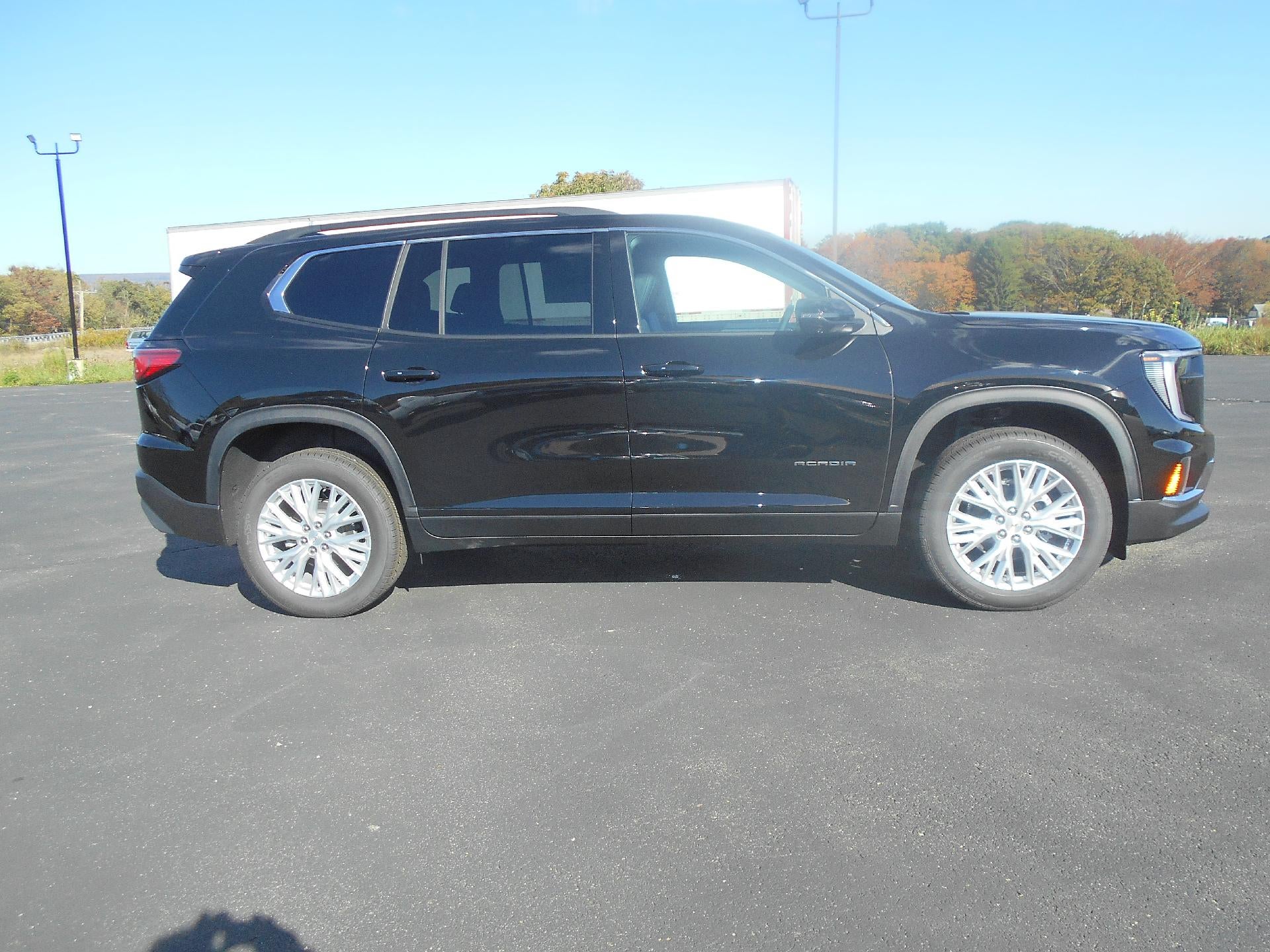 2024 GMC Acadia Elevation