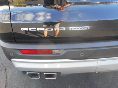 2024 GMC Acadia Elevation