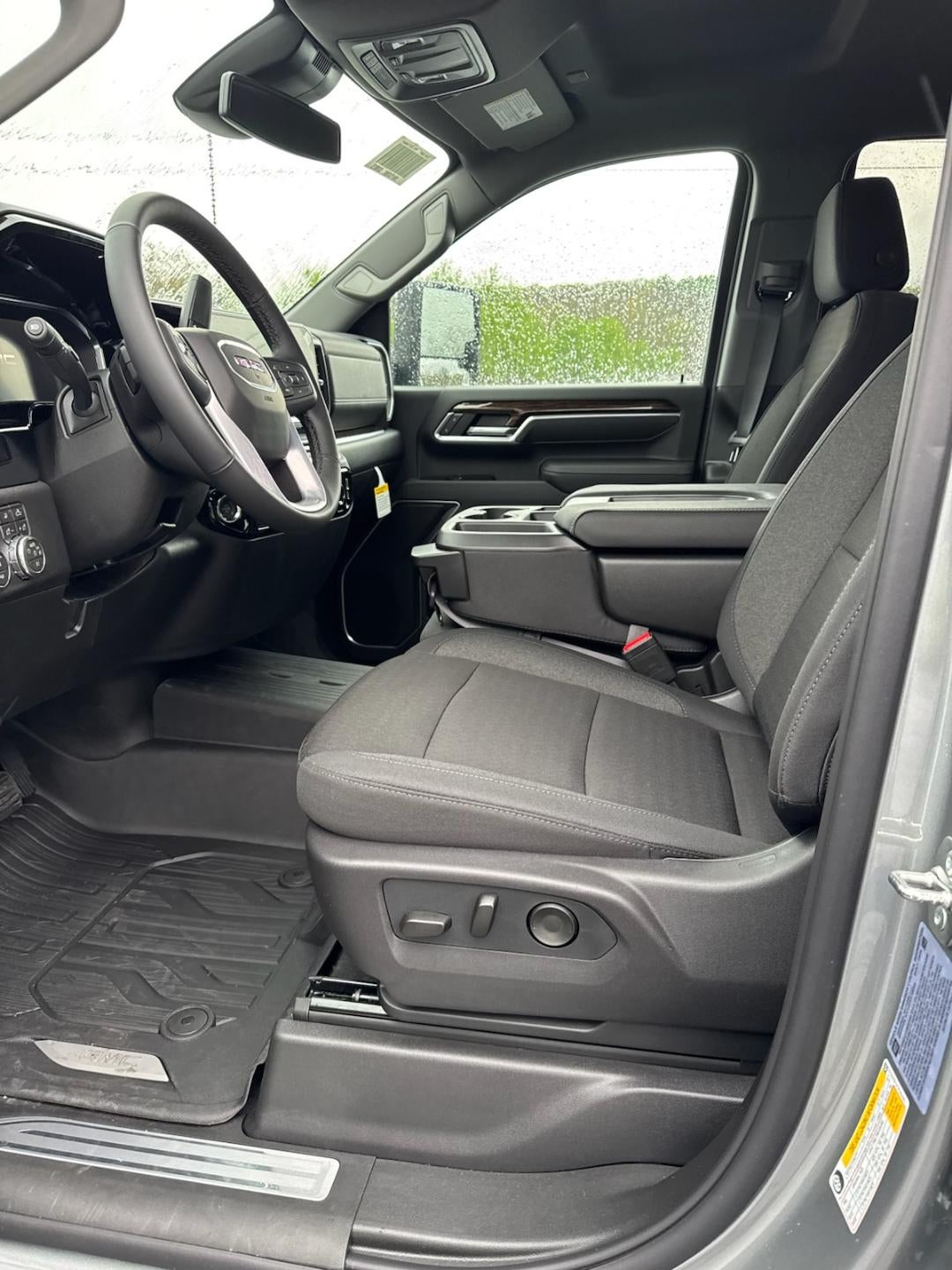 2026 GMC Sierra 3500 HD SLE