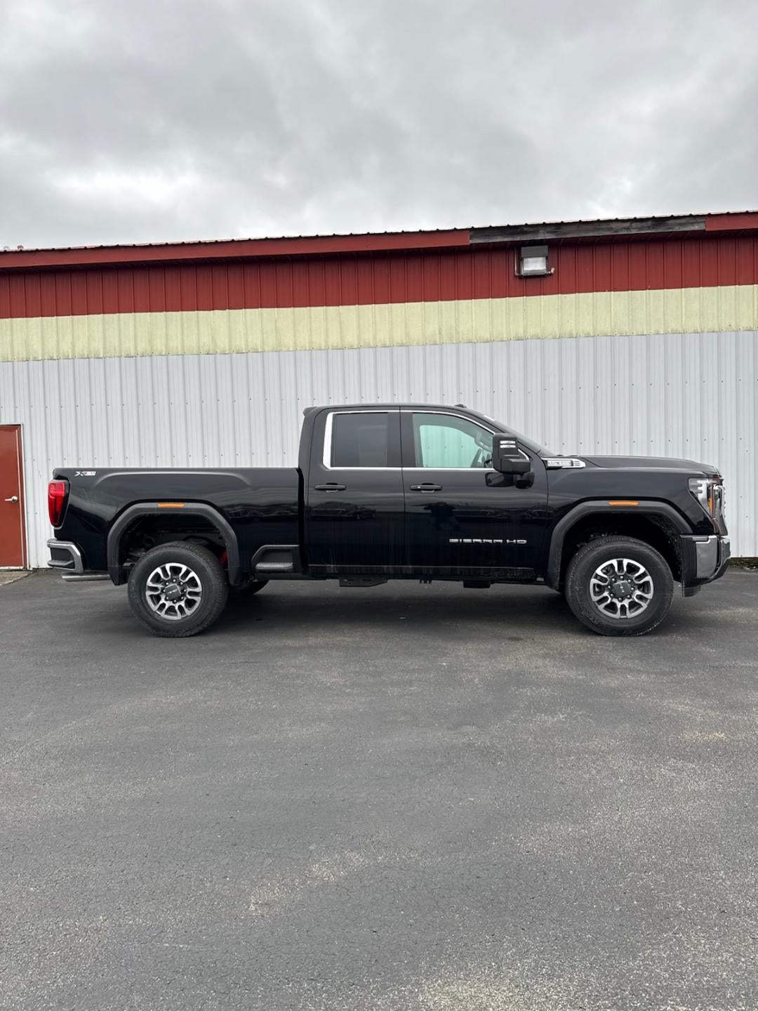 2026 GMC Sierra 2500 HD SLE