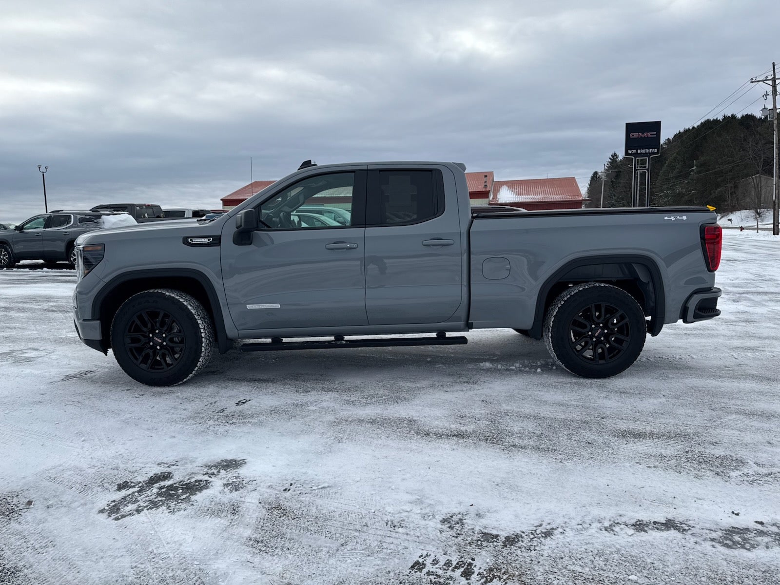 2024 GMC Sierra 1500 Elevation