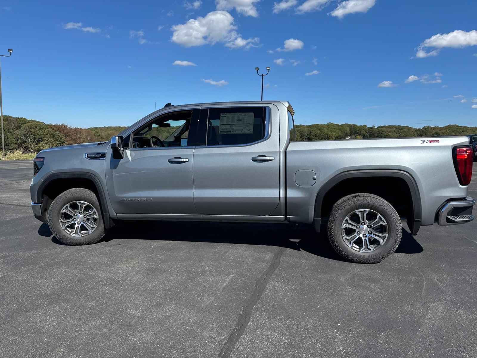 2026 GMC Sierra 1500 SLE