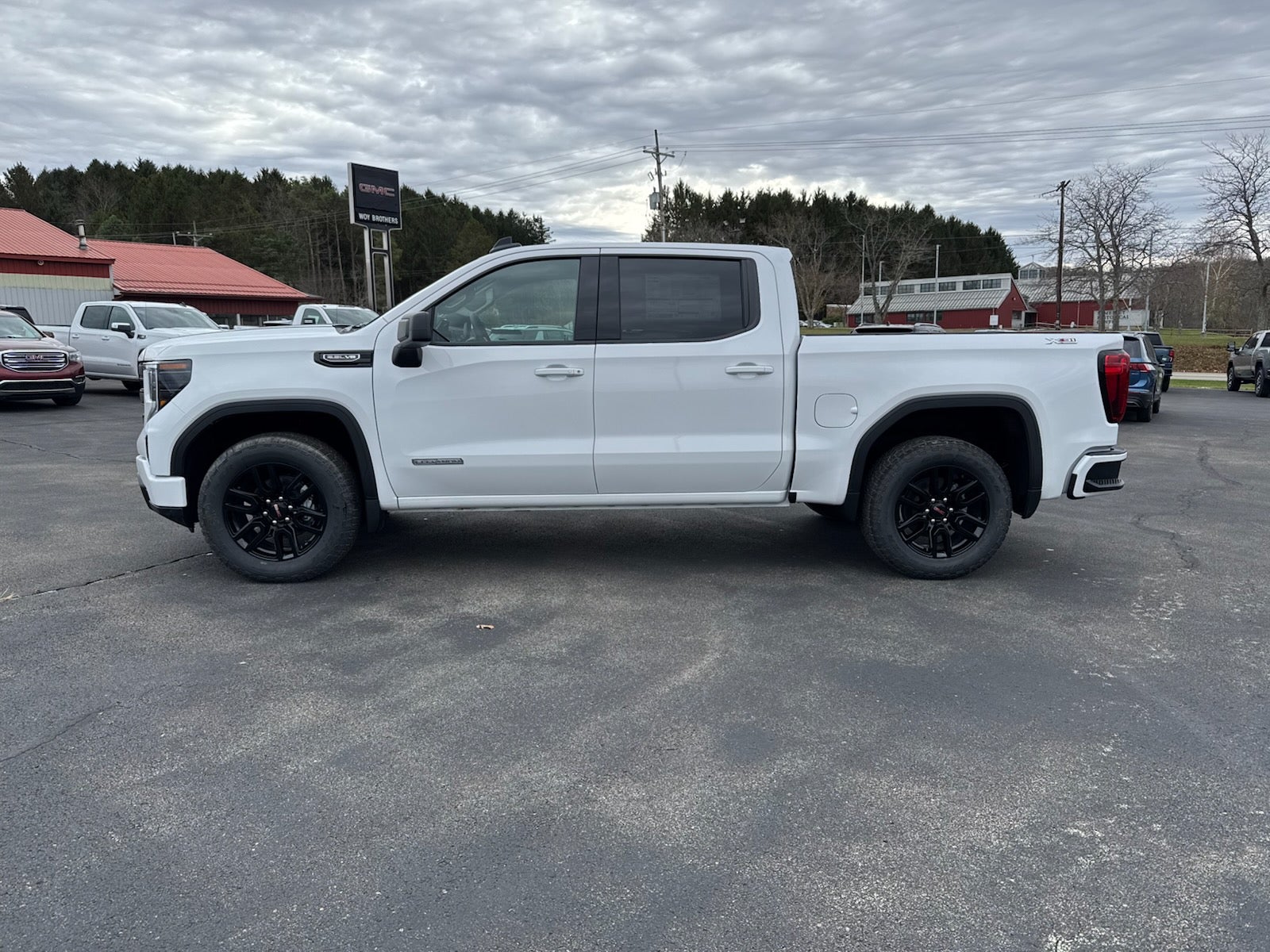 2026 GMC Sierra 1500 Elevation