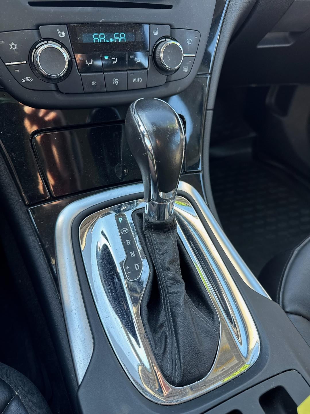 2013 Buick Regal Turbo Premium 1