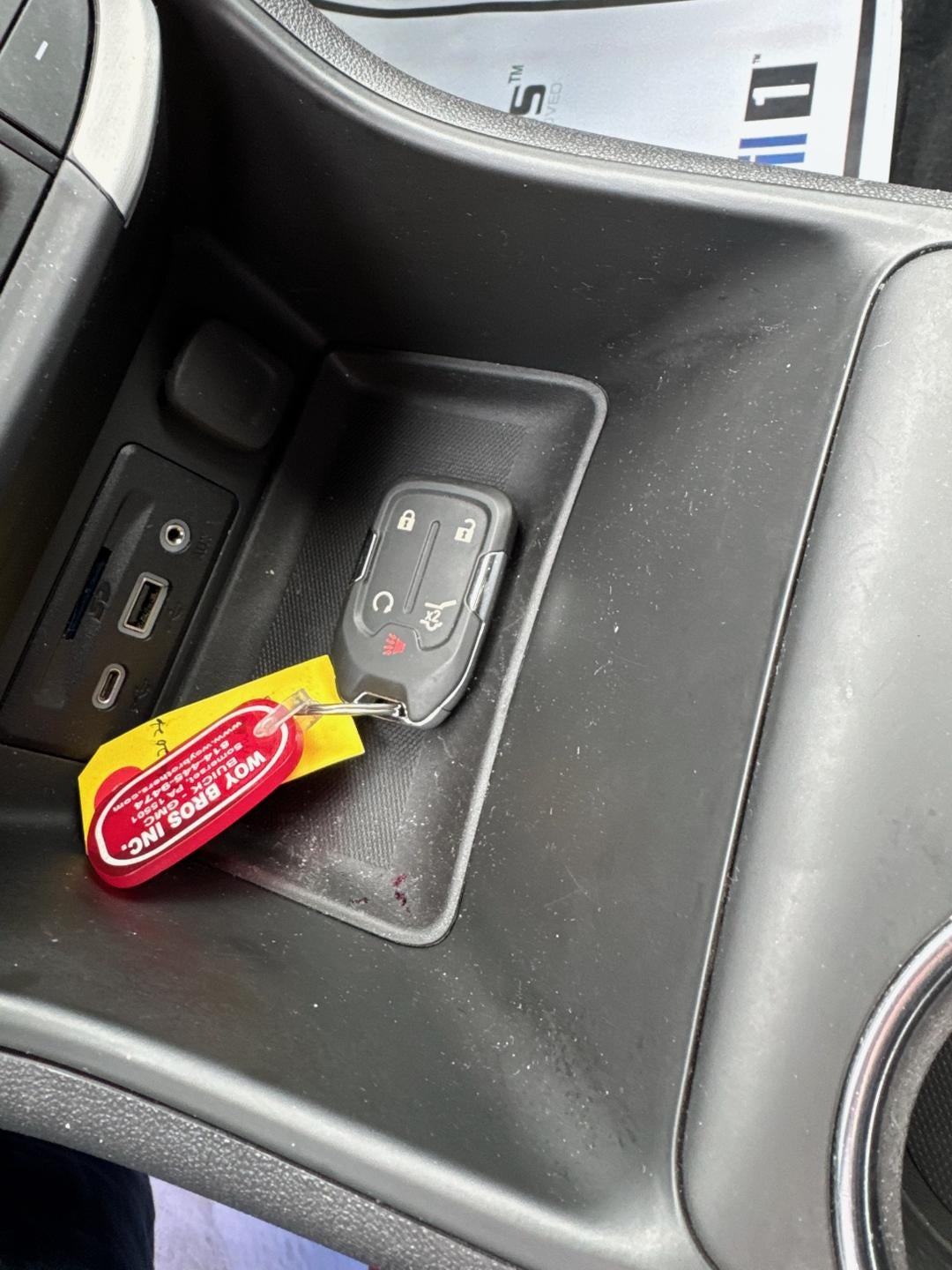 2023 GMC Terrain SLT