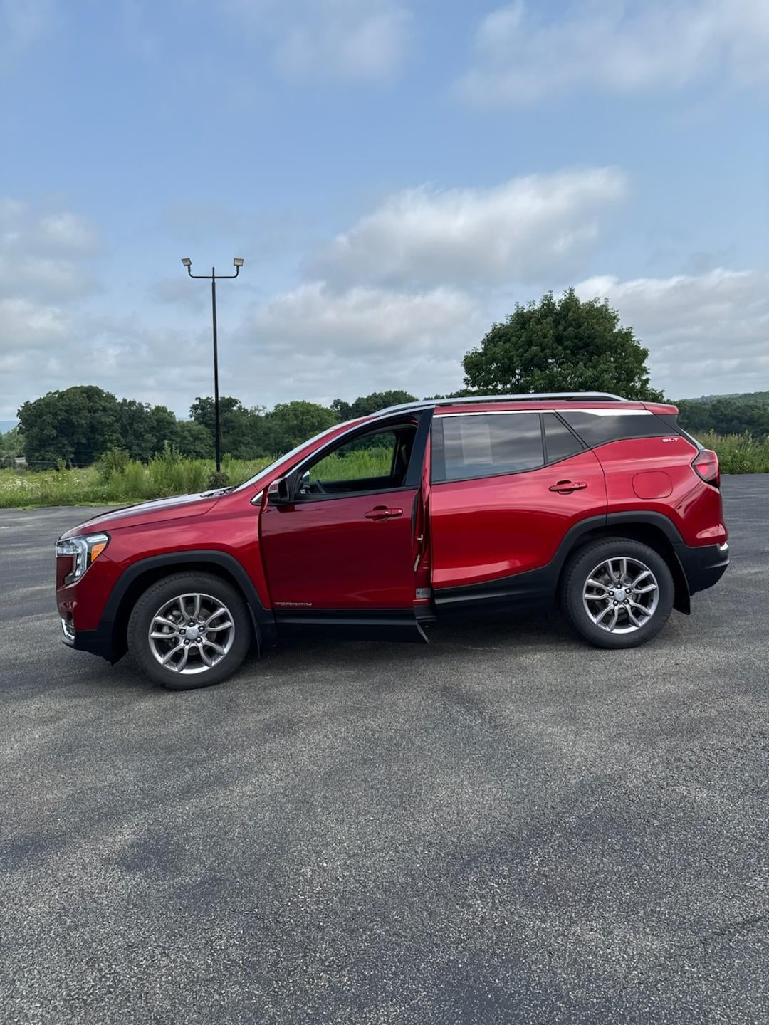 2024 GMC Terrain SLT