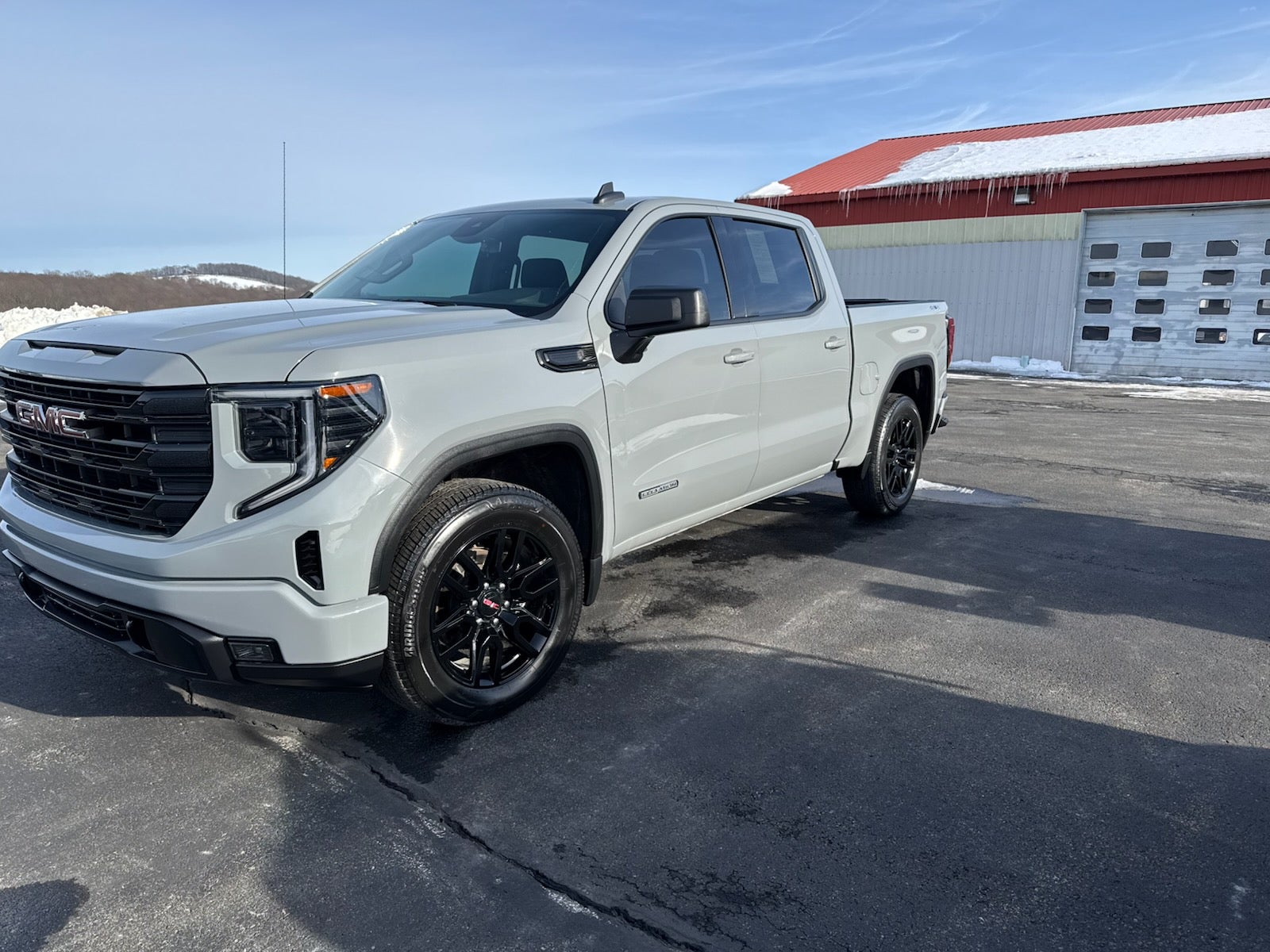 2024 GMC Sierra 1500 Elevation