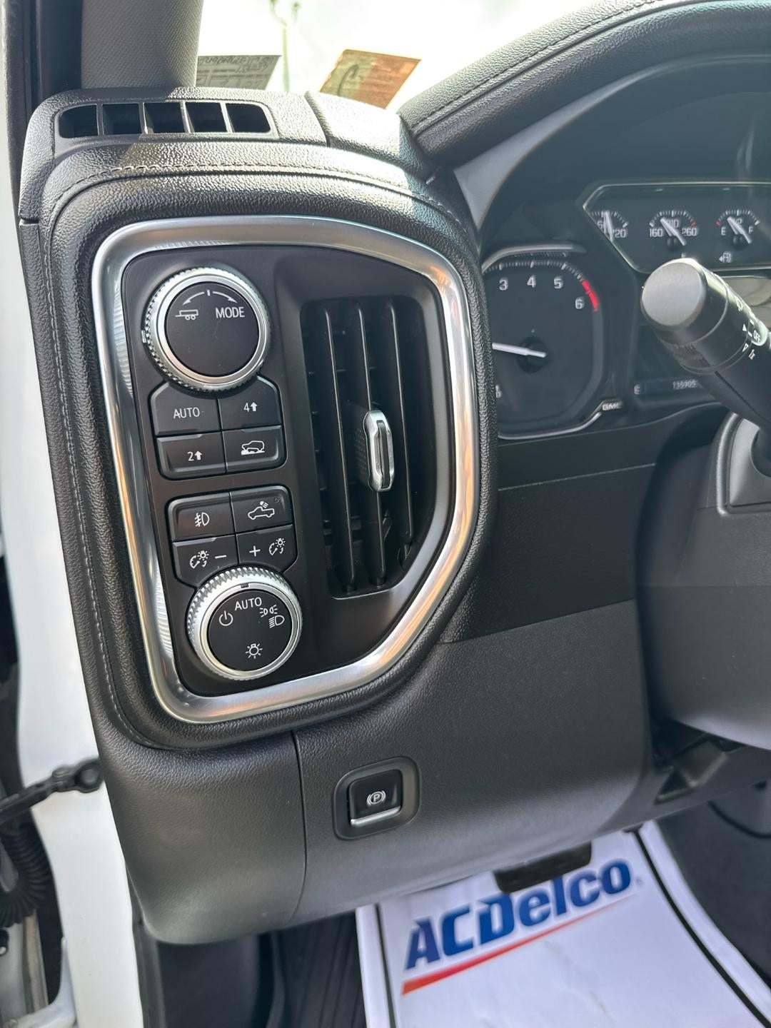 2020 GMC Sierra 1500 SLE