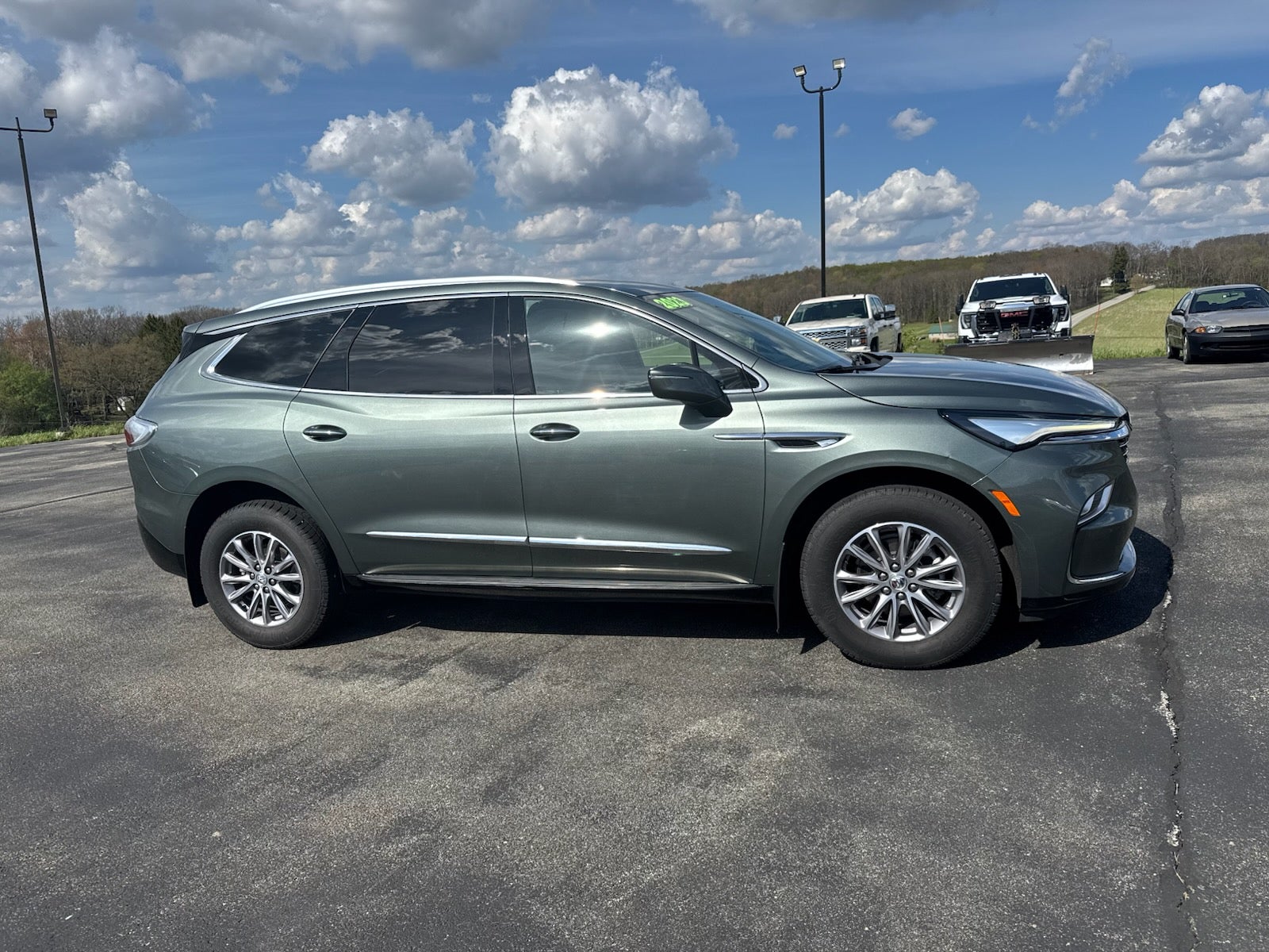 2023 Buick Enclave Essence
