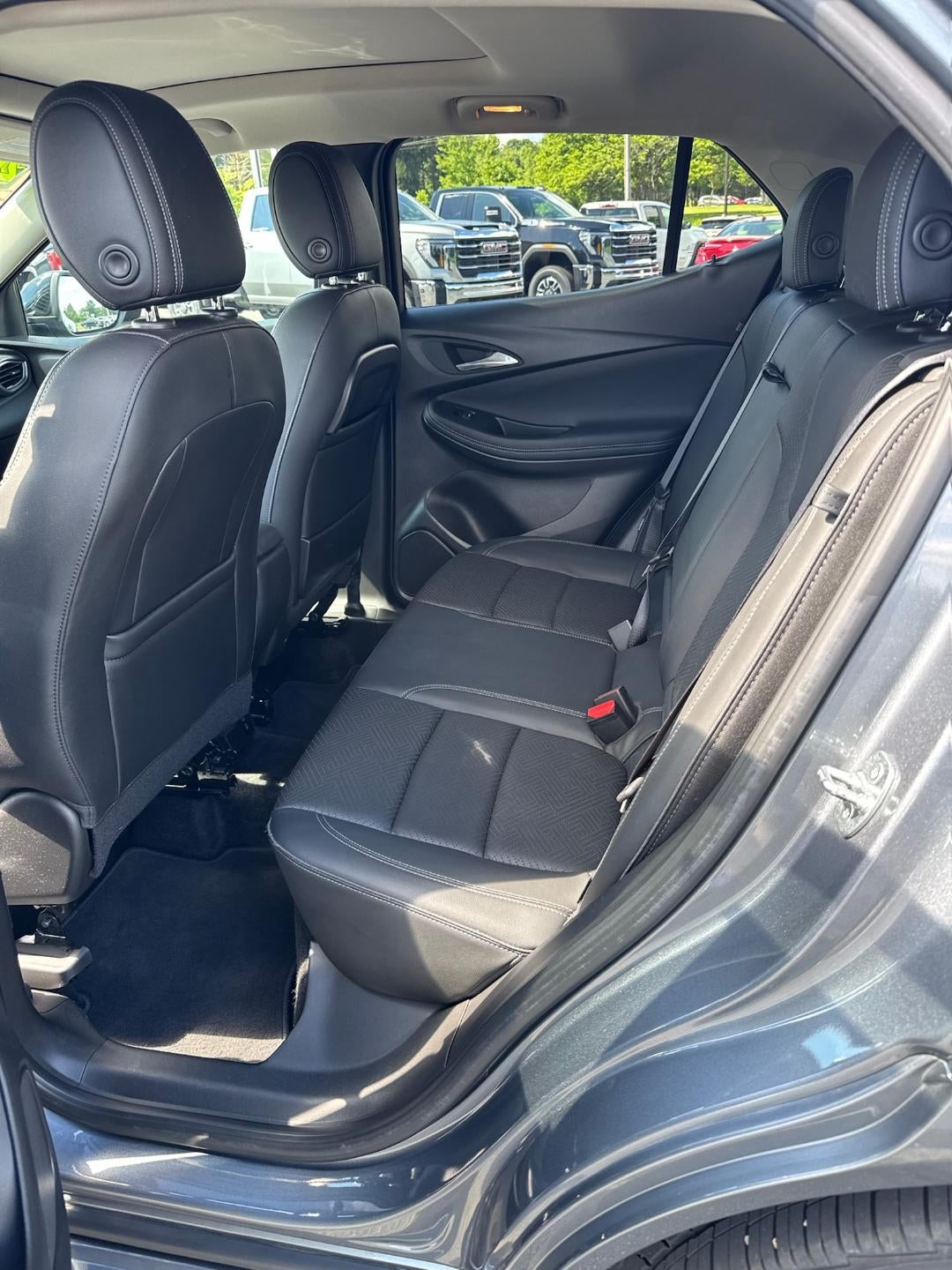 2022 Buick Encore GX Essence